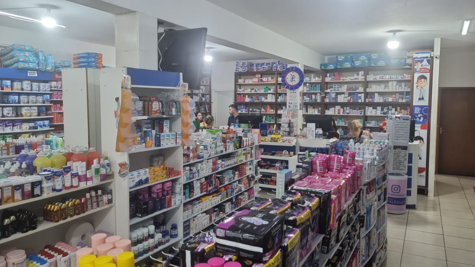 Interior da Farmácia 1
